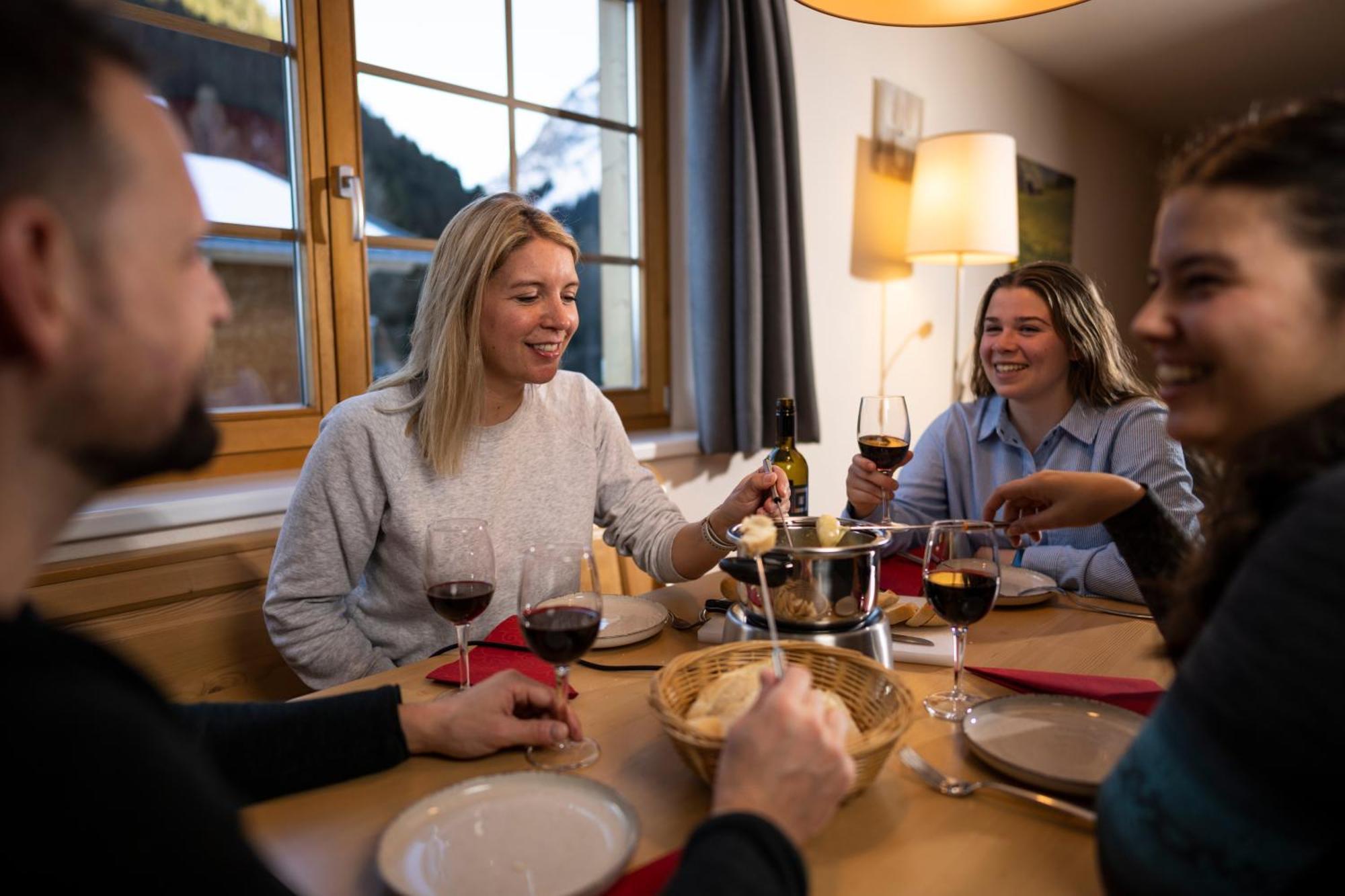 ホテル Landal Hochmontafon ガルゲレン エクステリア 写真