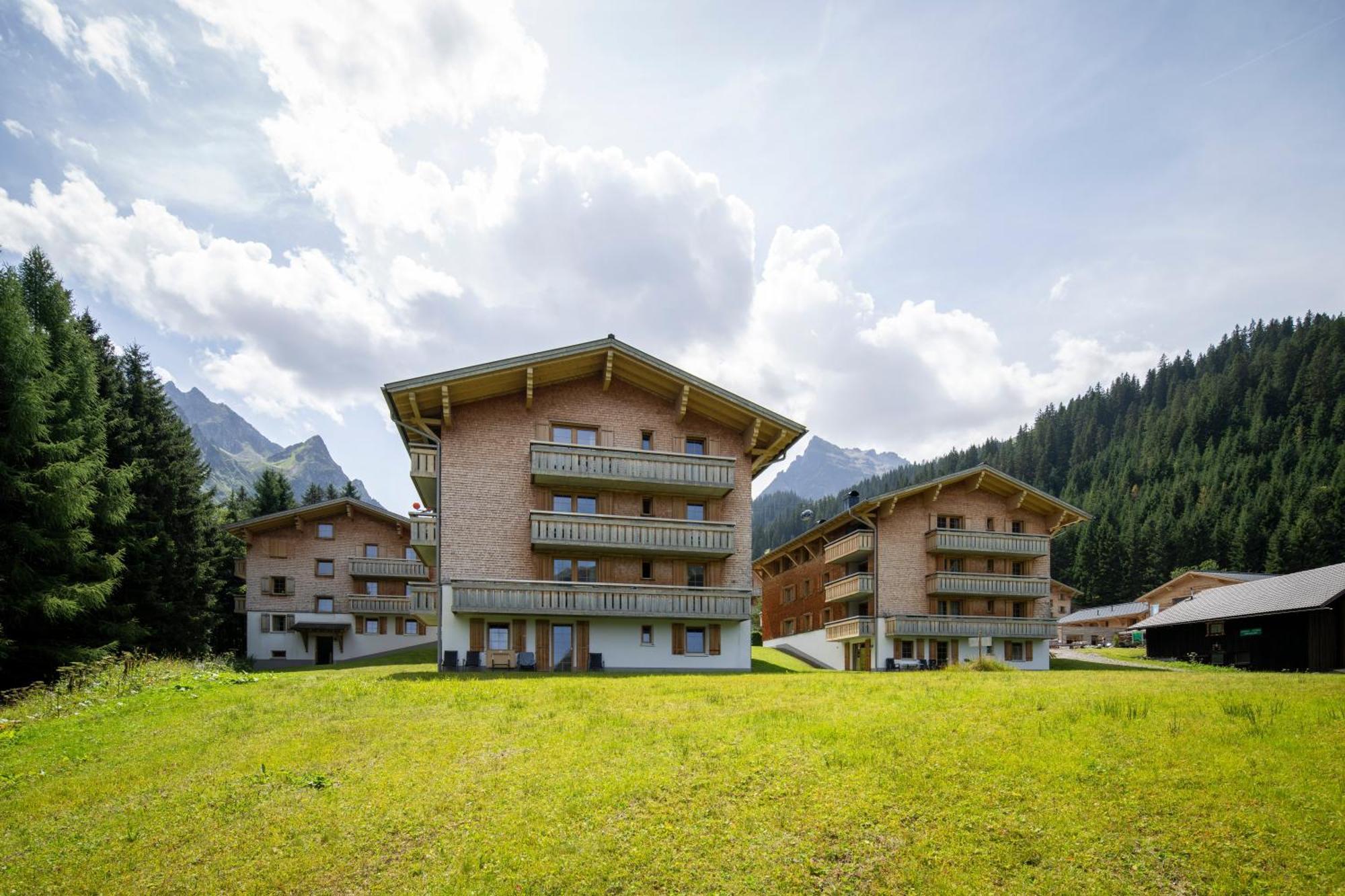 ホテル Landal Hochmontafon ガルゲレン エクステリア 写真