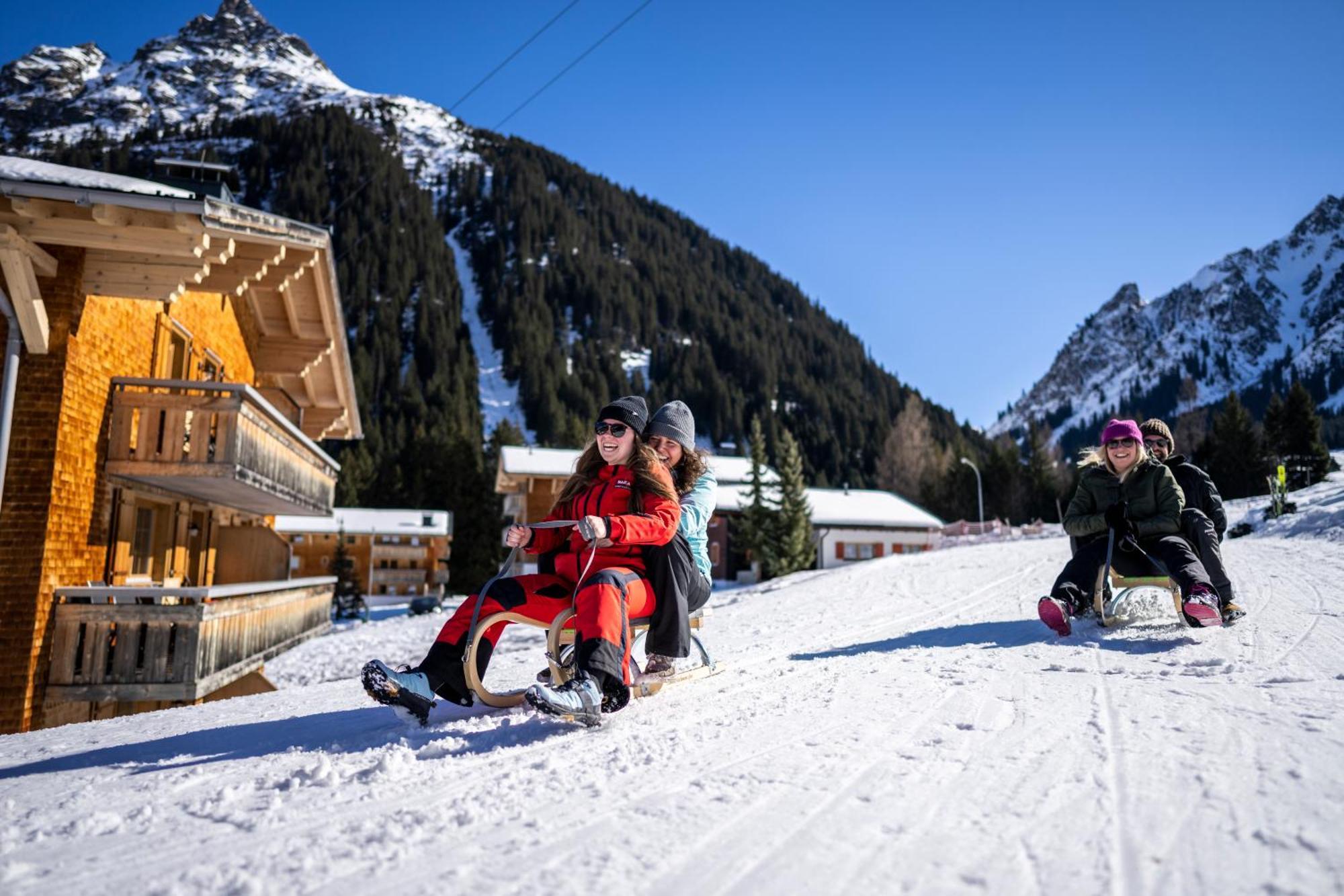 ホテル Landal Hochmontafon ガルゲレン エクステリア 写真