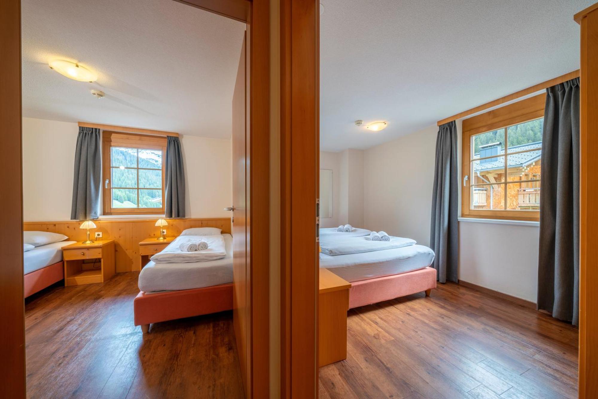 ホテル Landal Hochmontafon ガルゲレン エクステリア 写真