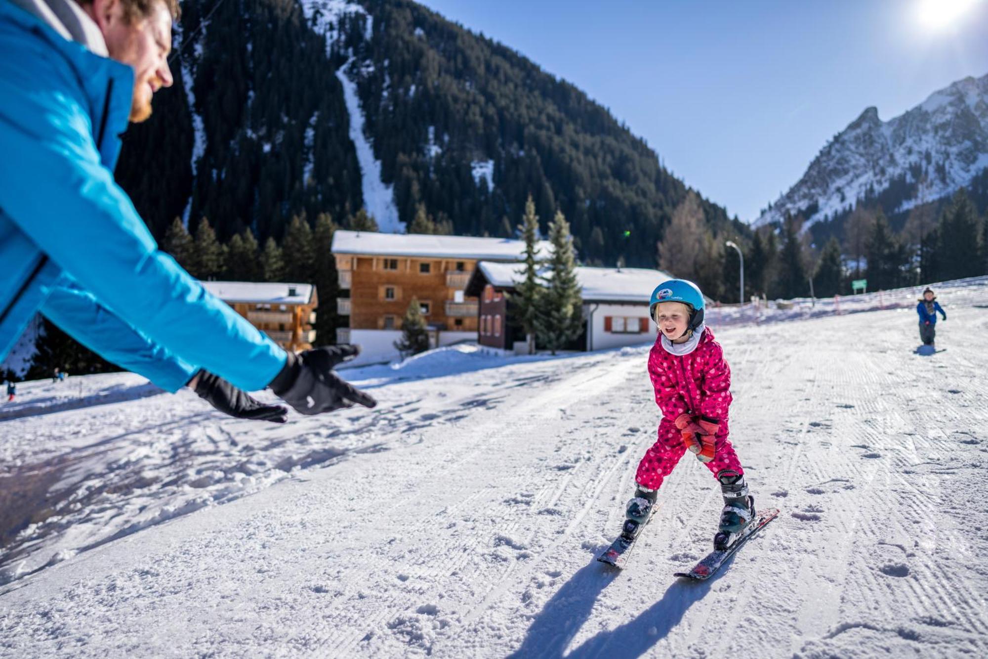 ホテル Landal Hochmontafon ガルゲレン エクステリア 写真